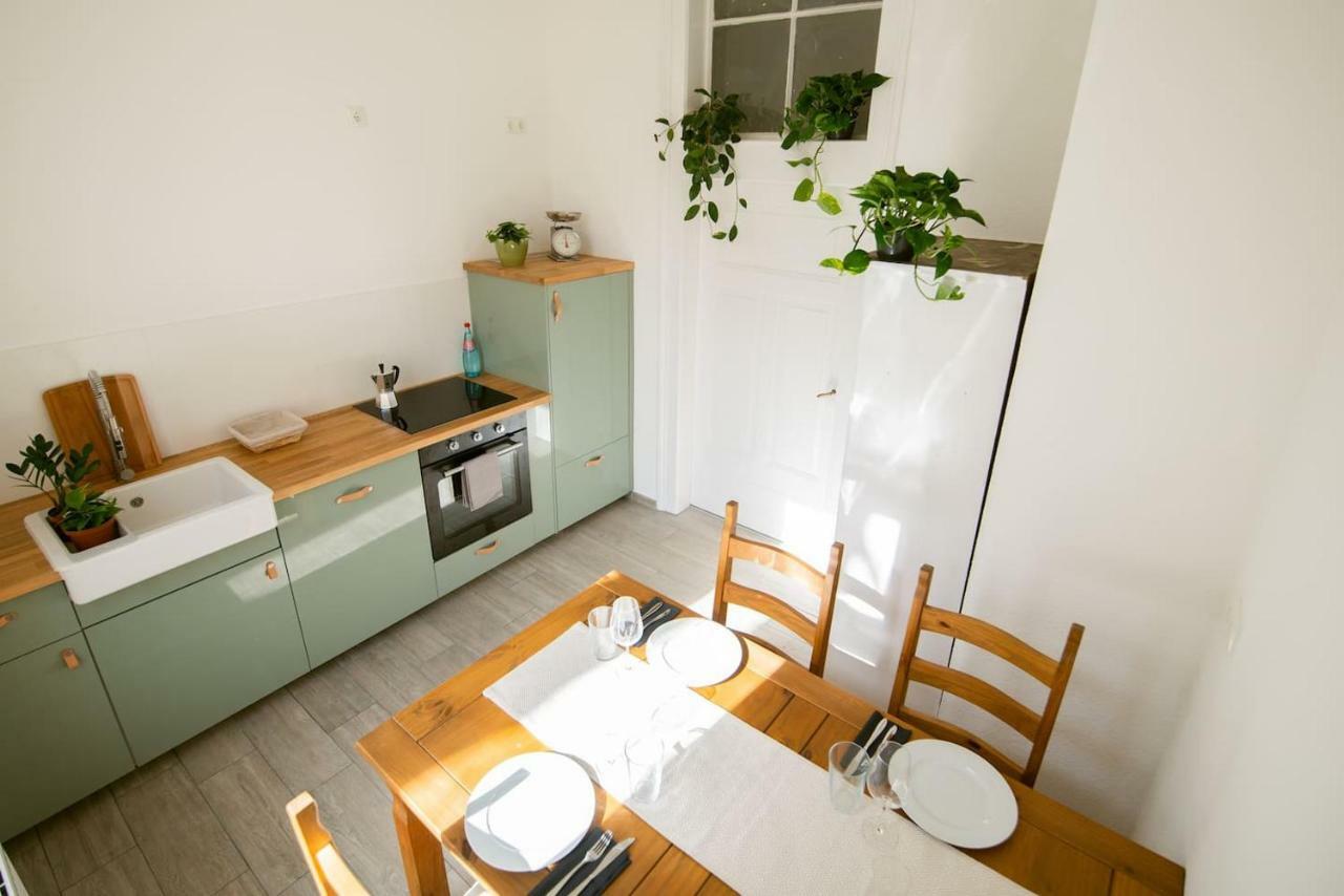 theleaf - design apartment&café Lipsia Esterno foto