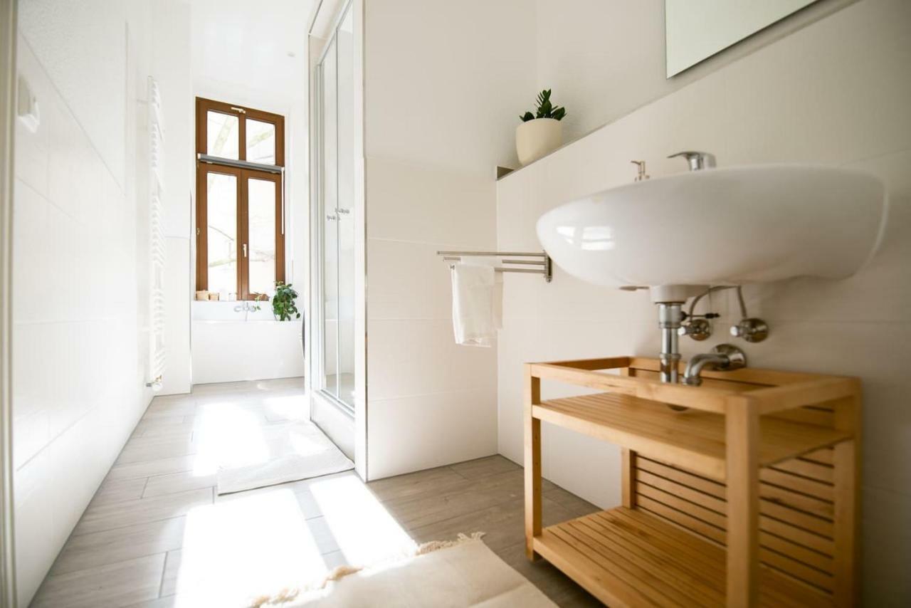 theleaf - design apartment&café Lipsia Esterno foto